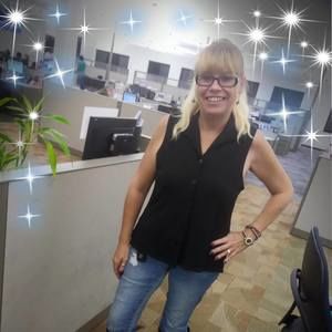 Meet your Posher, Renee